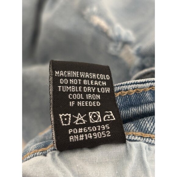NWT Boyfriend Jeans 13 Light Wash Distressed Cropped Streetwear Festival Grunge - Picture 5 of 15